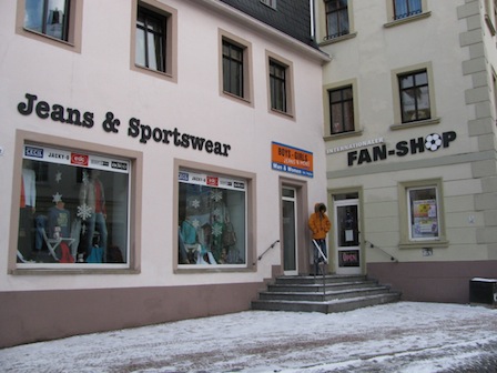 Jeans & Sportswear, Fanshop